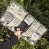 Meias Esportivas de Algodão Qianzufang para Homens e Mulheres de Cano Médio 26 Outono/Inverno Meias de Algodão Coloridas para Mulheres Versáteis e Fofas