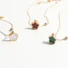 Moda Europea y Americana Nicho Versátil Colgante de Flor de Doble Cara Versátil Collar de Acero de Titanio para Mujeres Estilo Ins Collar Choker Ligero de Lujo para la Clavícula
