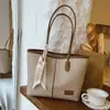 Bolso Tote de Moda Transfronterizo para Mujer 2026 Nuevo Estilo Bolso de Hombro de Gama Alta Elegante Simple y Elegante Bolso de Axila
