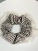 Elástico de Cabelo Scrunchie Listrado com Renda Estilo Coreano para Mulheres, Acessório de Cabelo Suave e Elegante, Elástico de Cabelo Scrunchie Estilo Coreano