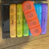 La Nueva Caja de Pastillas de Plástico Portátil de 4 Compartimentos Más Vendida de Amazon, Mini Caja de Pastillas Sellada para Viaje para Siete Días