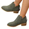 Estilo Novo Transfronteiriço Estilo Novo Transfronteiriço Tamanho Grande Franja Salto Grosso Botas Curtas de Couro para Mulheres Bico Fino Salto Grosso Zíper nas Costas Tamanho Grande Calçados Femininos