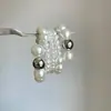 Pulsera Metálica de Estilo Europeo y Americano Vintage con un Toque Exagerado y Lujoso, Presentando un Diseño Abierto Retro