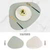 Amazon Mantel Individual Forma de Gota Patrón de Vaca Doble Cara Anti-quemaduras Aislamiento Posavasos Estilo Ins Mantel de Exportación