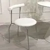 Cadeira de Jantar Cream de Luxo Leve Vintage para Casa Cadeira com Encosto de Celebridade da Internet Retrô Cadeira Cadeira Minimalista Moderna para Quarto Estudo Mesa de Jantar