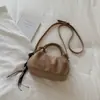 Bolso de Mano de Alto Valor Estilo Coreano 2026 Nuevo Bolso Cruzado de Color Sólido Bolso de Hombro Único con Estilo Personalizado Bolso Casual para el Viaje Diario Debajo del Brazo