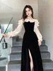 Vestido de Noche de un Hombro Banquete Negro Elegante Gama Alta Nicho Socialité Volantes Presentador Abertura Falda Larga
