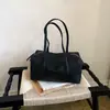 2026 Nueva Bolsa de Hombro de Gran Capacidad para el Viaje Diario, Bolso de Hombro Versátil de Gama Alta de Nicho, Bolso de Mano Simple de Cuero Suave para Mujer