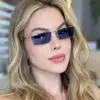 Moda Europea y Americana Nuevas Gafas de Sol Cuadradas Metálicas Simples Estilo Callejero Versátiles Gafas de Sol Mismo Estilo que Celebridades de Internet Gafas de Hip-Hop de Moda