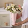 Vaso de cerâmica cor creme para sala de estar, hall de entrada, decoração de mesa, pequeno vaso estilo ins para arranjo de flores, recipiente hidropônico para flores