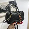 Otoño 2026 Nuevo Color Sólido Personalizado Elegante Bolso Almohada de Mano Alto Valor Nicho Retro Textura Tejida Bolso Cruzado