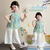 Conjunto de Duas Peças de Verão para Meninas, Novo Estilo Chinês Tradicional, Novo Colete da Moda Estilo Nacional e Calças de Pernas Largas para Meninas