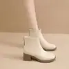 Botines de tacón medio con forro de felpa para mujer, nueva colección otoño/invierno 2026, estilo de bota individual, botines ajustados con forro de felpa estilo francés, tacón grueso, botas estilo Martin para mujer