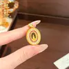 Colgante de Buda con Forma de Calabaza Incrustado de Diamantes Chapado en Oro, Candado de Paz Estilo Corte Vintage con Diamante Rojo, Colgante para Cadena de Clavícula de Mujer