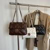 Bolso de Hombro Estilo Occidental Retro de Moda con Pliegues para Mujer 2025 Primavera Nuevo Bordado Acolchado Cadena