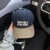Gorra de Béisbol Retro Americana con Bloques de Color y Bordado de Letras de Ala Ancha y Copa Suave para Mujer, Primavera y Verano, Gorra con Visera para Adelgazar el Rostro para Hombre, Moderna