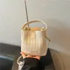 Bolso de Hombro Cruzado de Gran Capacidad, Bolso Cubo, Moda de Verano 2026, Tejido de Nicho, Nuevo, Moderno, Versátil
