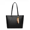 Bolso de Mano para Mujer Versátil Retro a la Moda Bolso de Hombro Simple de Gran Capacidad Bolso Tote de Cuero Suave de Alta Calidad