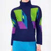 Top plisado con estampado de dibujos animados para mujer, diseño fino, estampado elástico de nicho, corte ajustado, camiseta básica adelgazante para mujer