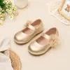 Sapatos Mary Jane Florais para Meninas, Sapatos para Vestido de Festa de Florista, Velcro Solado Macio Antiderrapante Doces Sapatilhas de Princesa
