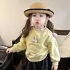 Conjunto para Meninas 2026 Outono Nova Moda Infantil Fofo Coelho Moletom de Manga Longa Calça de Moletom Versátil Bolinhas para Meninas