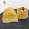 Nuevo conjunto de dos piezas de bufanda gorro de felpa de una sola capa para niños, gorro de algodón con estampado, sombrero cortavientos con protección para los oídos para primavera y otoño