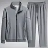 Traje Deportivo Casual para Hombre 2026, Conjunto de Tres Piezas para Primavera y Otoño, Ropa para Hombres de Mediana Edad y Padres Mayores, Atuendo de Primavera Tallas Grandes