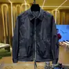 Moda Masculina de Primavera Casual Estilo Simple Solapa Fresca Cuadros Falso Dos Piezas Chaqueta Lujo Ligero Versátil de Moda Ropa de Abrigo