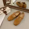 Versáteis sapatos femininos Mary Jane de corte baixo, novos 2026, com sola macia, moda de bico quadrado plano, para uso duplo