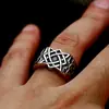 Acero Guerrero nuevo anillo de acero inoxidable para hombre al por mayor Vikingo Nórdico Nudo Celta anillo de acero de titanio joyería