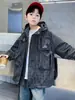 Jaqueta masculina para primavera e outono 2026 novo modelo jaqueta de outono com capuz para crianças, blusa de outono, corta-vento moderno para meninos grandes