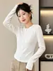 Camisa base com gola semiaberta para mulheres, novo estilo coreano, design outono/inverno, versátil e elegante, top ajustado de manga longa escovado outono/inverno