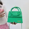 Bolsa de Ombro Único Lisa para Mulheres, Nova Bolsa de Mão Tendência de Comércio Exterior, Bolsa Fashion e Elegante com Toque de Luxo, Bolsa Transversal Versátil