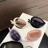 Gafas de sol plegables estilo Yu Shi para hombre y mujer, nuevo modelo 2026, gafas de sol retro de ojo de gato de alta gama anti-UV