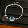 Pulseira oval geométrica de flor de zircônia, elegante e única, luxo leve com um toque de alta qualidade, joias de nicho atacado