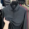 Camisa polo listrada de manga comprida masculina, novo estilo outono, corte solto com bolsos funcionais, adequada para pais, top de camiseta para usar por baixo