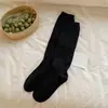 Calcetines de ternera blancos lechosos con borde de volantes para mujer, calcetines largos apilables de primavera y otoño con encaje hueco, calcetines altos JK sin costuras