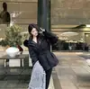 Chamarra de Plumón con Capucha Versión Alta Grenoble Chaqueta de Esquí Cintura Ajustable Cortavientos Impermeable Chaqueta de Plumón Estilo Corto para Mujer
