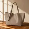 Bolsa Personalizada 2026 Novo Produto Cor Coreana Color-Block Vintage Fosco Costura Grande Capacidade Bolsa Tote Ombro Único Axila Bolsa Feminina