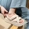 Sandalias Gruesas Personalizadas al por Mayor para Mujeres con Sentido de Pisar Mierda, Chanclas de Playa de Moda Antideslizantes de Verano para Interiores y Exteriores