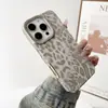 Adecuado para funda de teléfono móvil Apple 17 iPhone 16 Promax Galvanizado Agujero Grande Estampado de Leopardo Anti-Caída Cubierta Protectora 15Plus Ligero