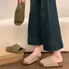 Chinelos Simples de Moda com Solado Grosso e Tira Única para Mulheres, Usáveis no Verão, Sandálias Casuais Confortáveis para Praia