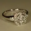 Anillo Popular de Moda Transfronterizo Hermoso Cuadrado con Puntos Diamante Chapado en Oro Blanco Venta Directa de Fábrica Fuente de Fábrica