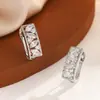Cuff de Oreja Retro Francés Hueco con Circonita Pendientes de Diamante Completo Chapados en Oro de Lujo Ligero Pendientes Versátiles para Mujer para el Viaje Diario
