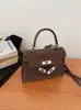 Bolsa Feminina para o Trabalho 2026 Nova Moda Primavera Bolsa de Mão para Sair, Bolsa Quadrada Pequena Crossbody de Ombro Único de Alta Qualidade