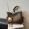 Bolsa de Trabajo para Viajes Diarios para Mujer 2025 Nueva de Nicho de Gama Alta Bolso de Hombro de Moda Versátil Bolso Tote de Hombro/Axila