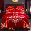 Bordado de algodón de alta gama 140 rojo boda juego de cuatro piezas dote dragón y fénix categoría de cama de algodón al por mayor