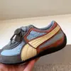 Zapatillas de entrenamiento alemanas para niños, modelo otoño 2026, con bloques de color, zapatillas deportivas ligeras y cómodas, zapatillas de carreras de suela blanda para niñas y niños