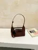 Bolso de Axila Retro Simple de Gama Alta Bolso Cruzado de Hombro Versátil Casual de Nicho Bolso de Mano para Viajes de Negocios Bolso de Mujer