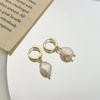 Pendientes de perlas de agua dulce barrocas naturales, ligeros y fuertes, con temperamento retro irregular, hebilla de metal, pequeños pendientes combinables.